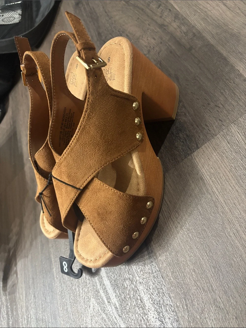 Women’s Suede Platform Wood X-band Strap Sandals! NWT! Size 8